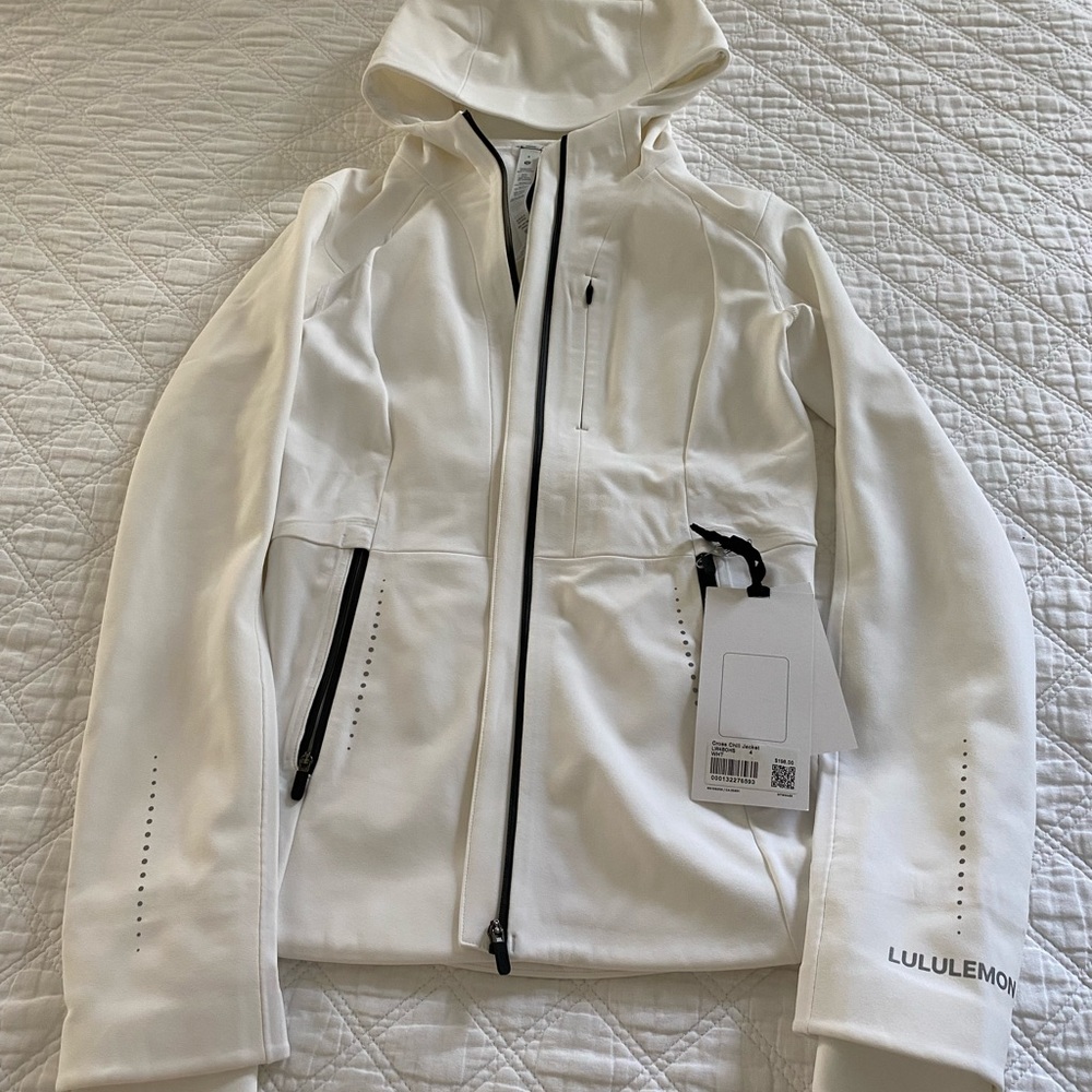 Lululemon Cross Chill Jacket